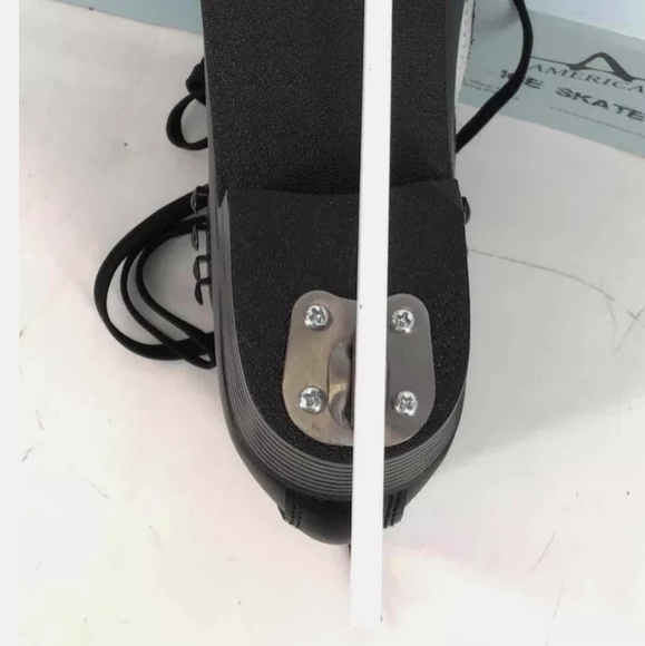 New in Box American Tricot Lined Figure Black Skates Size 13 Professional - Picture 6 of 7